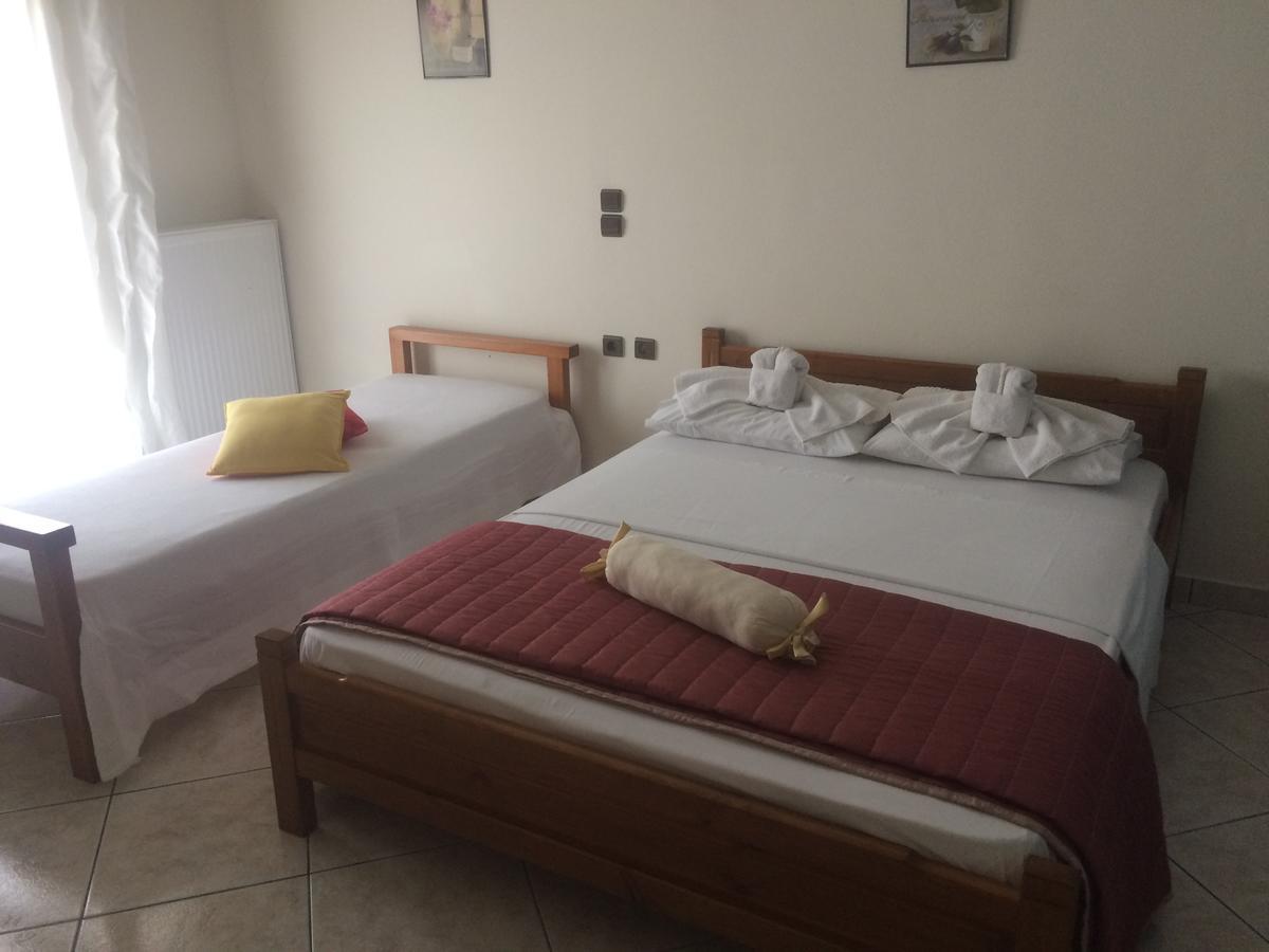 Molos Beach Rooms Кісамос Екстер'єр фото